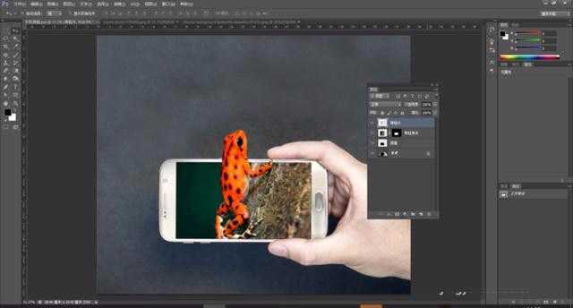 Photoshop简单制作青蛙爬出手机屏幕的三维立体海报教程
